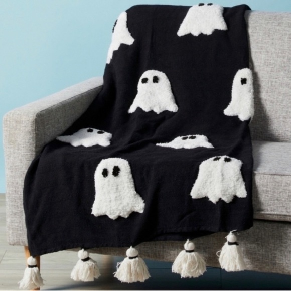 BRAND new rachel zoe ghost white blanket - Picture 1 of 2